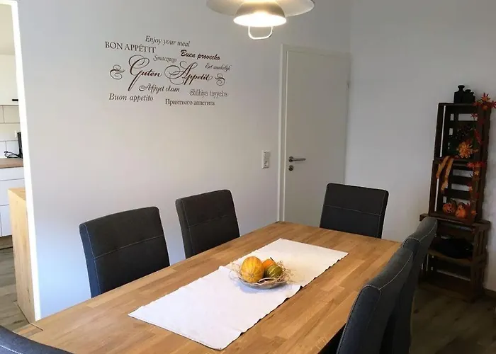 Whispers 2 Comfortable Vacation Apartman